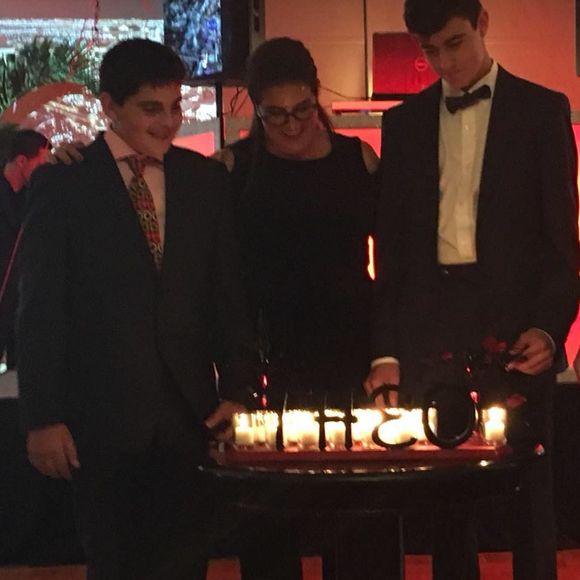 Meet your Posher, Myra - Picture 1 of 1